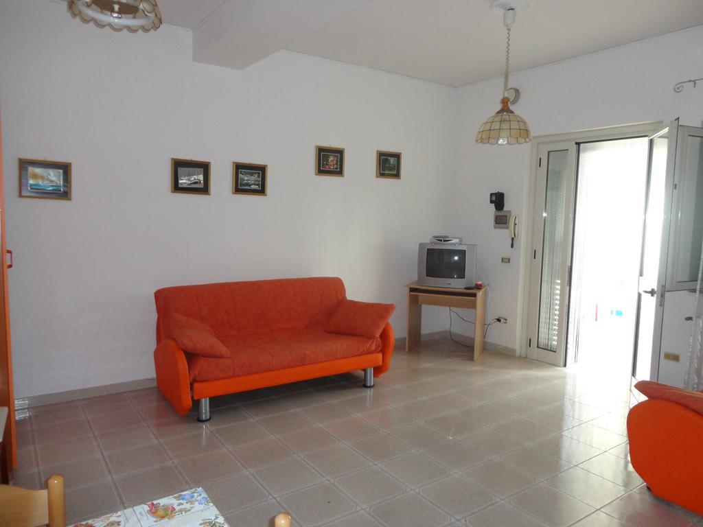 Villa Monica Appartamenti Vieste Habitación foto